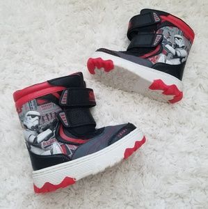Star Wars Light-Up Waterproof Snow Boots